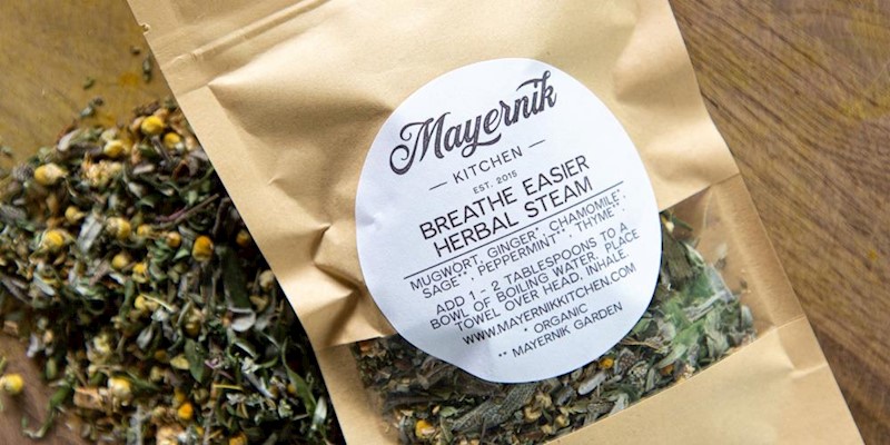 DIY Herbal Steams and Inhalations for Sinus Relief